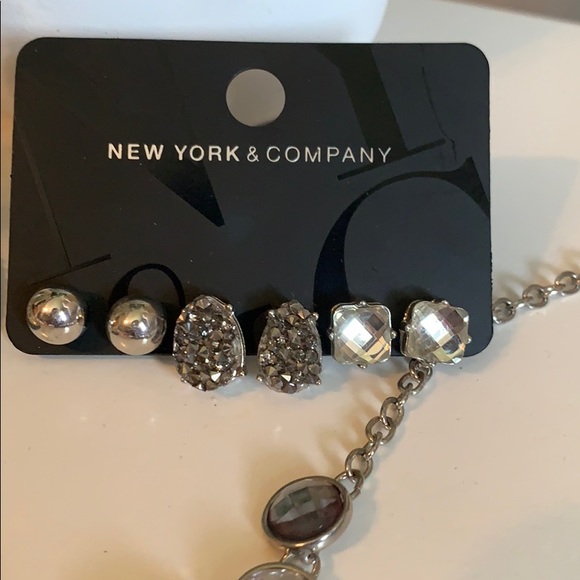 3/$15💕 Jewelry set by NY&COMPANY - Picture 2 of 3